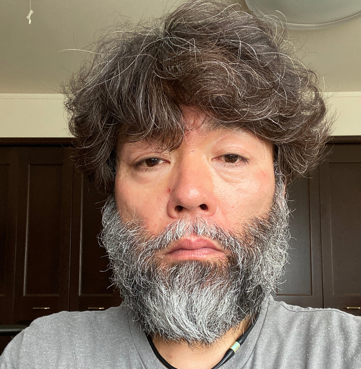 フルベアードの白いヒゲ